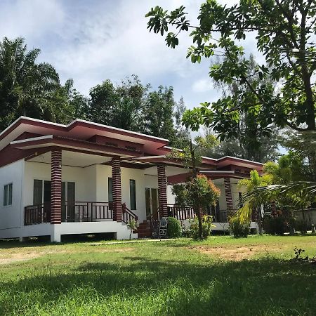 Tara House Hotel Ko Lanta Kültér fotó