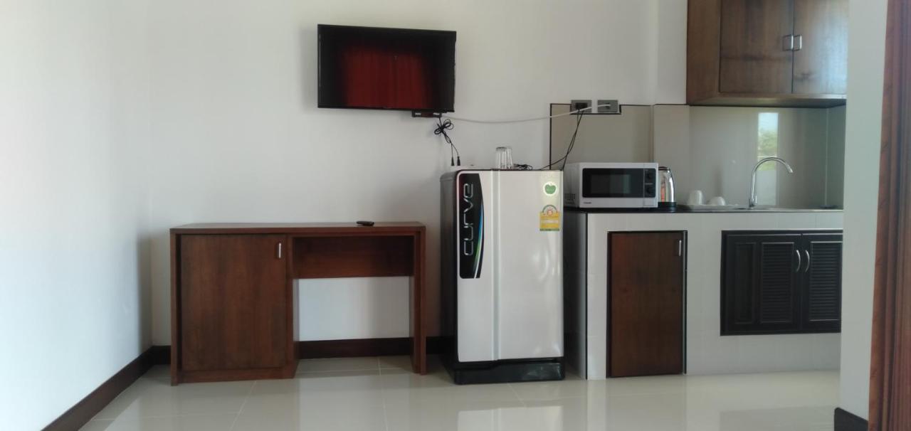 Tara House Hotel Ko Lanta Kültér fotó