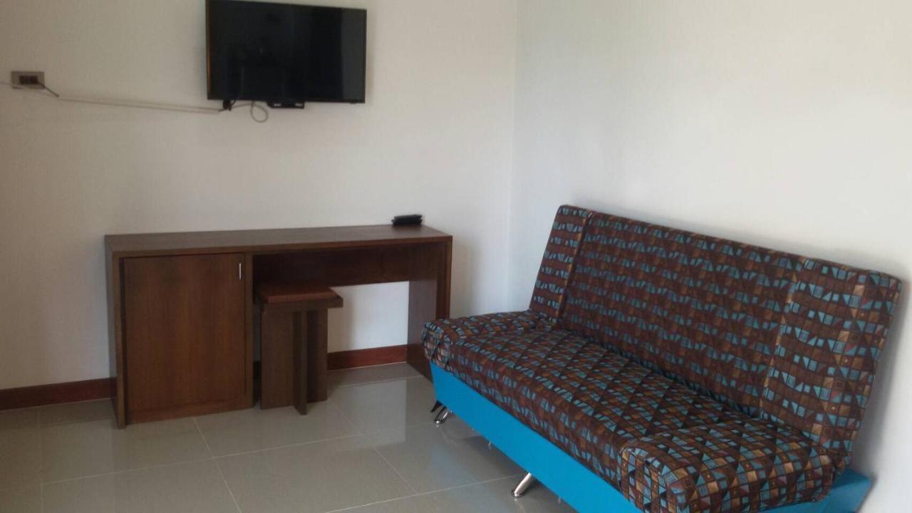 Tara House Hotel Ko Lanta Kültér fotó