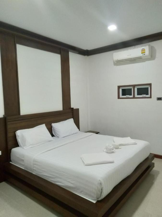 Tara House Hotel Ko Lanta Kültér fotó